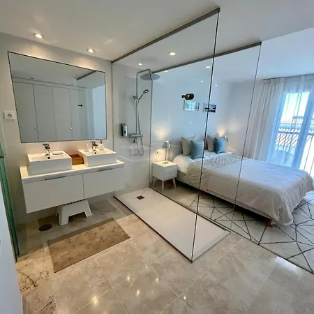 Stunning Sea View Penthouse Appartement *