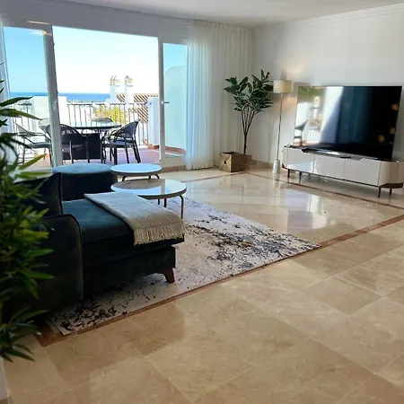 Stunning Sea View Penthouse Appartement *