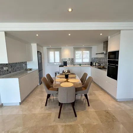 Appartement Stunning Sea View Penthouse